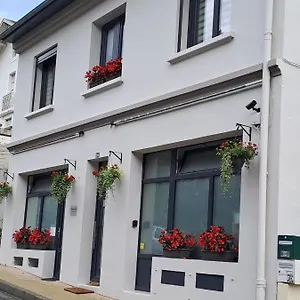 https://la-maison-de-jeanne.midi-pyreneeshotels.com